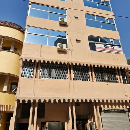 Raison Hotel Jamshedpur Exteriör bild